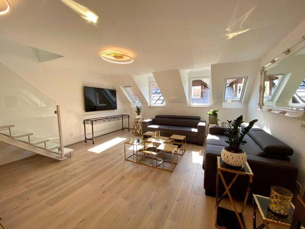 Ab Ljubljana - The Princess Castle Triplex ภายนอก รูปภาพ