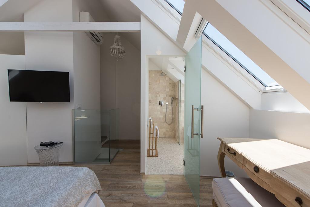 Ab Ljubljana - The Princess Castle Triplex ภายนอก รูปภาพ